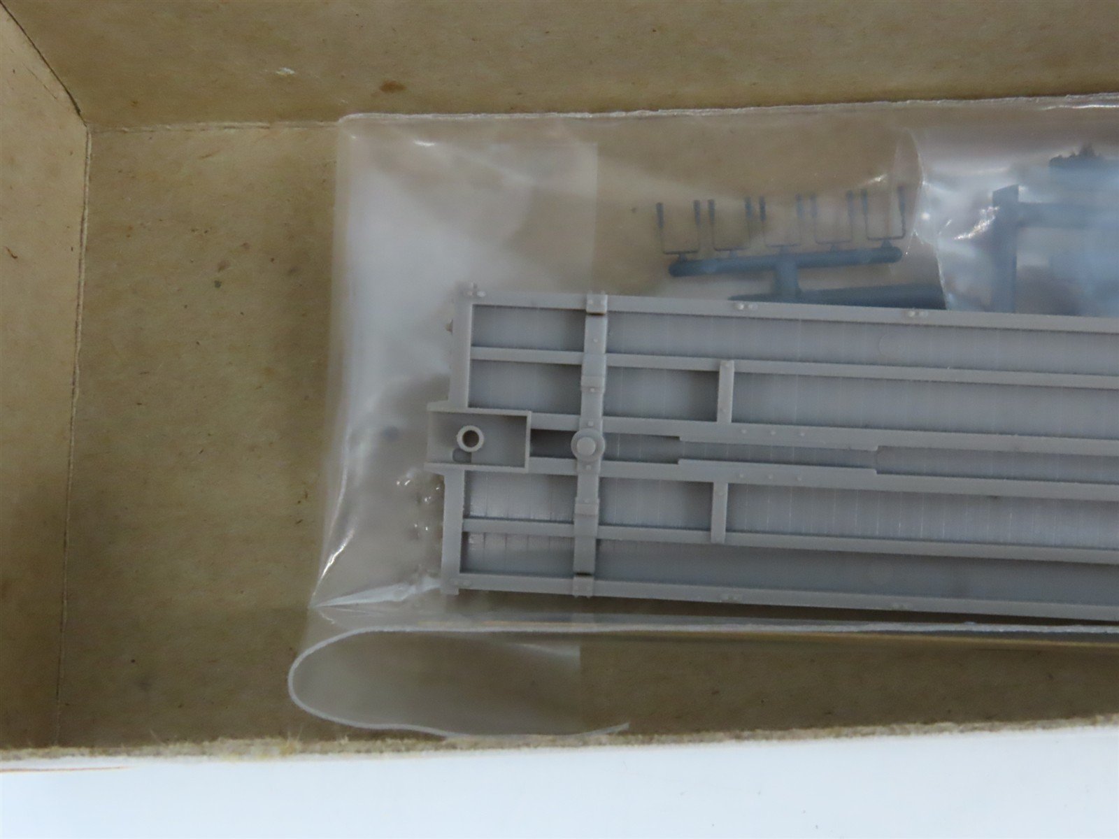 HOn3 Scale Rail Line Kit D&RGW Rio Grande Unlettered 30' Idler Flat Car