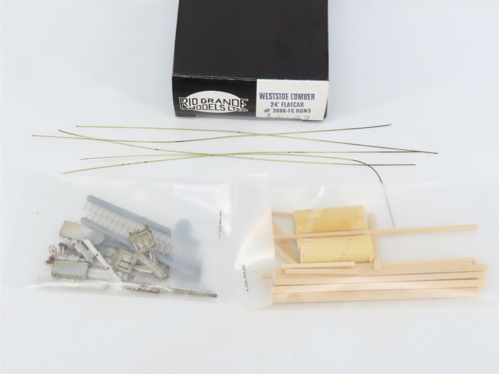HOn3 Scale Rio Grande Models Kit 3006-FC Westside Lumber 24' Flat Car
