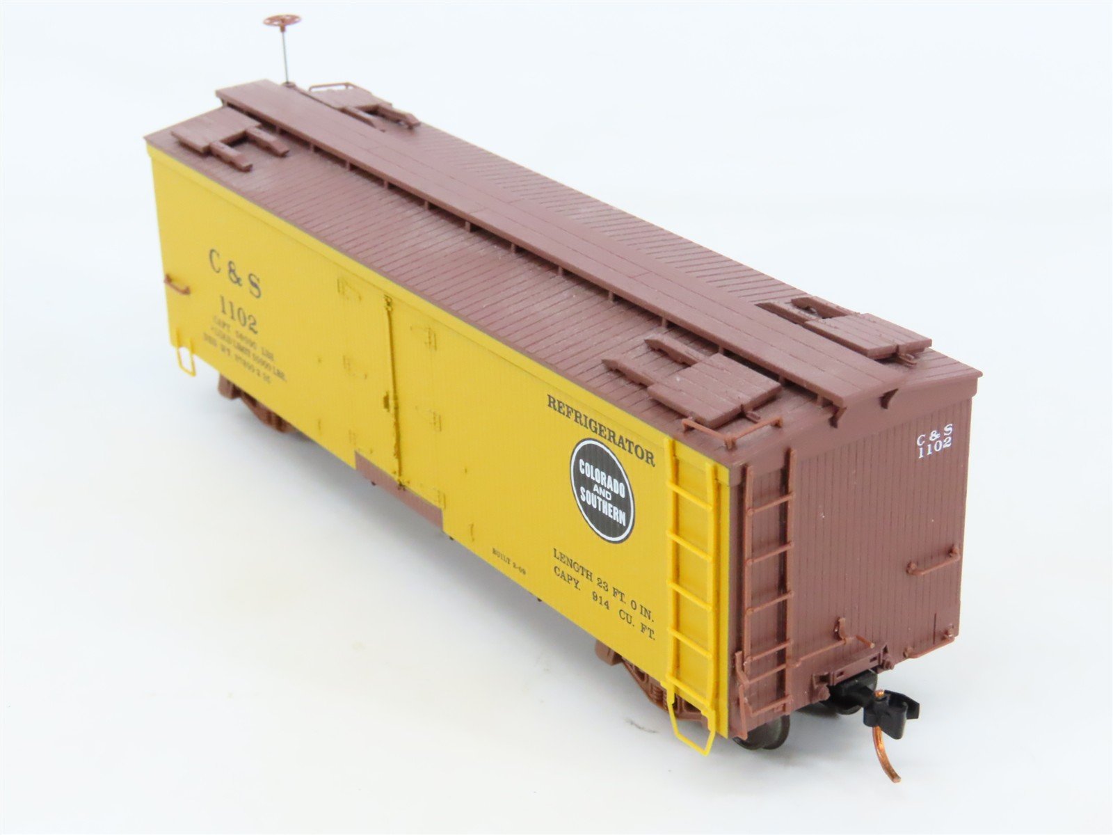 HOn3 Scale C&S Colorado & Southern Reefer #1102