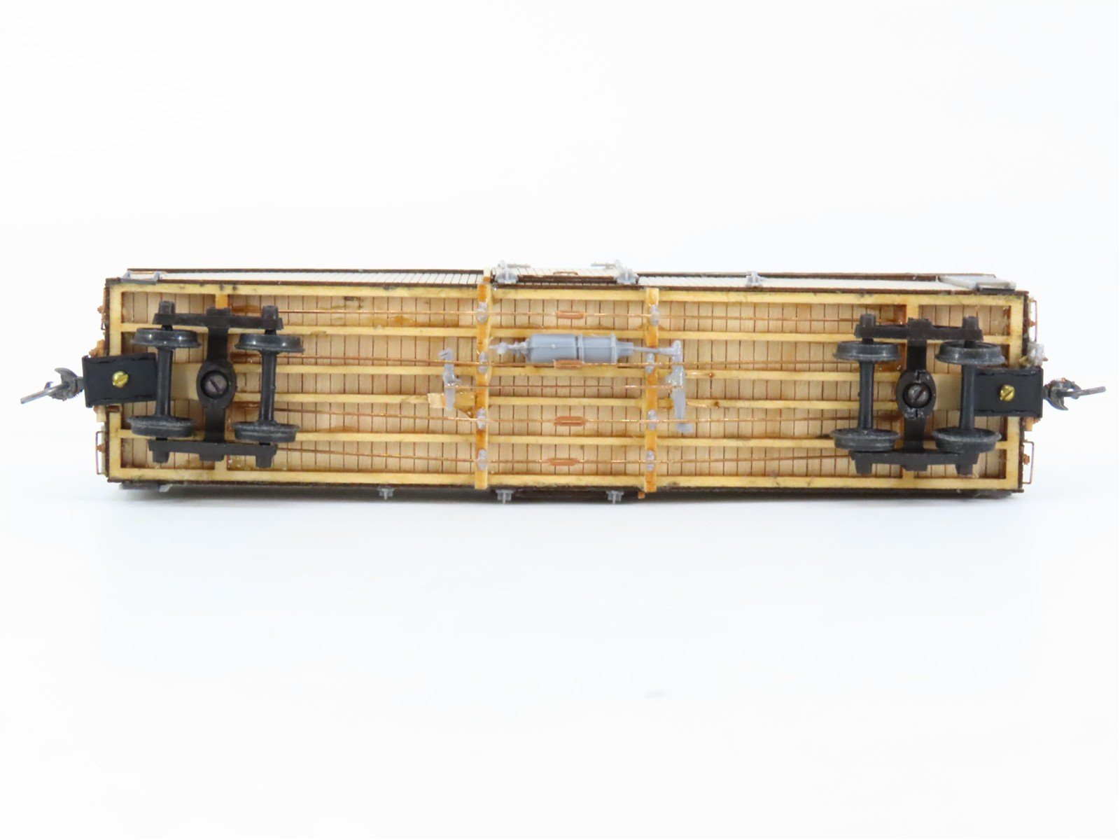 HOn3 Scale Gold Painted, Unlettered Single Door Box Car - CUSTOM