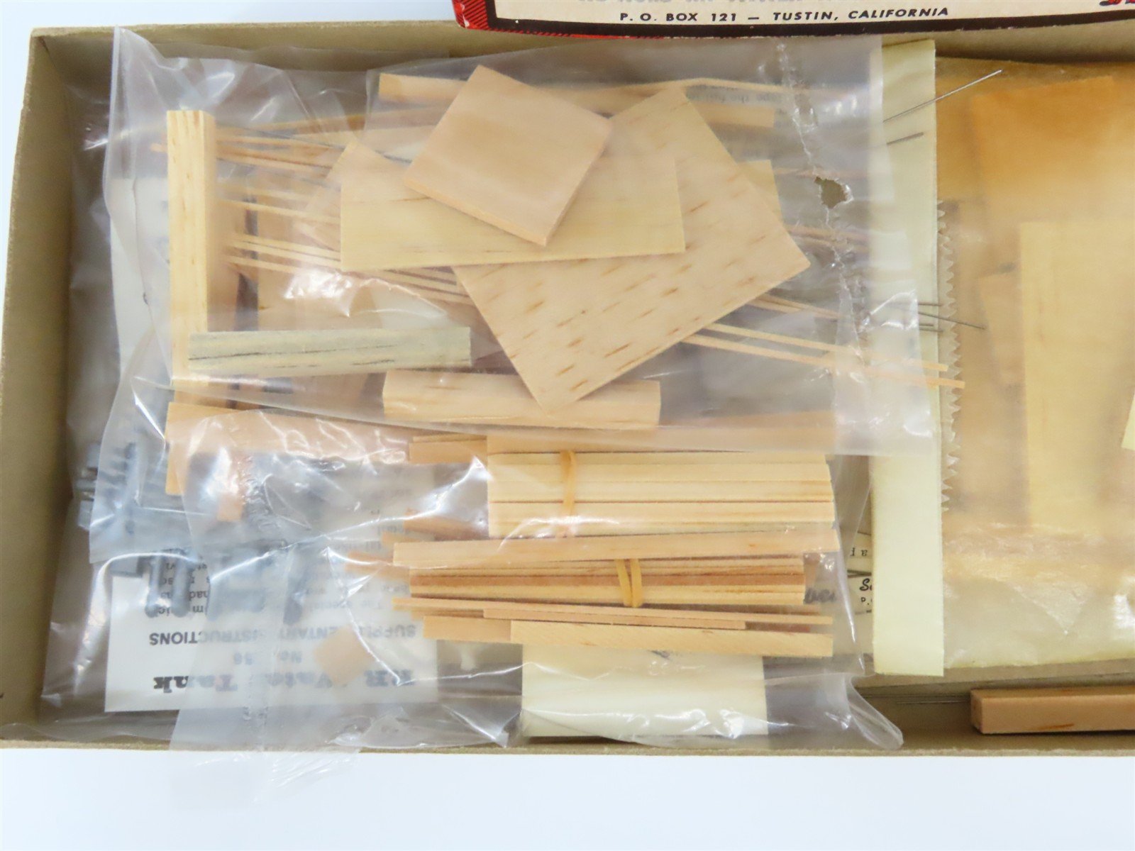 HO/HOn3 Scale Campbell Scale Models Kit 356 Railroad Water Tank