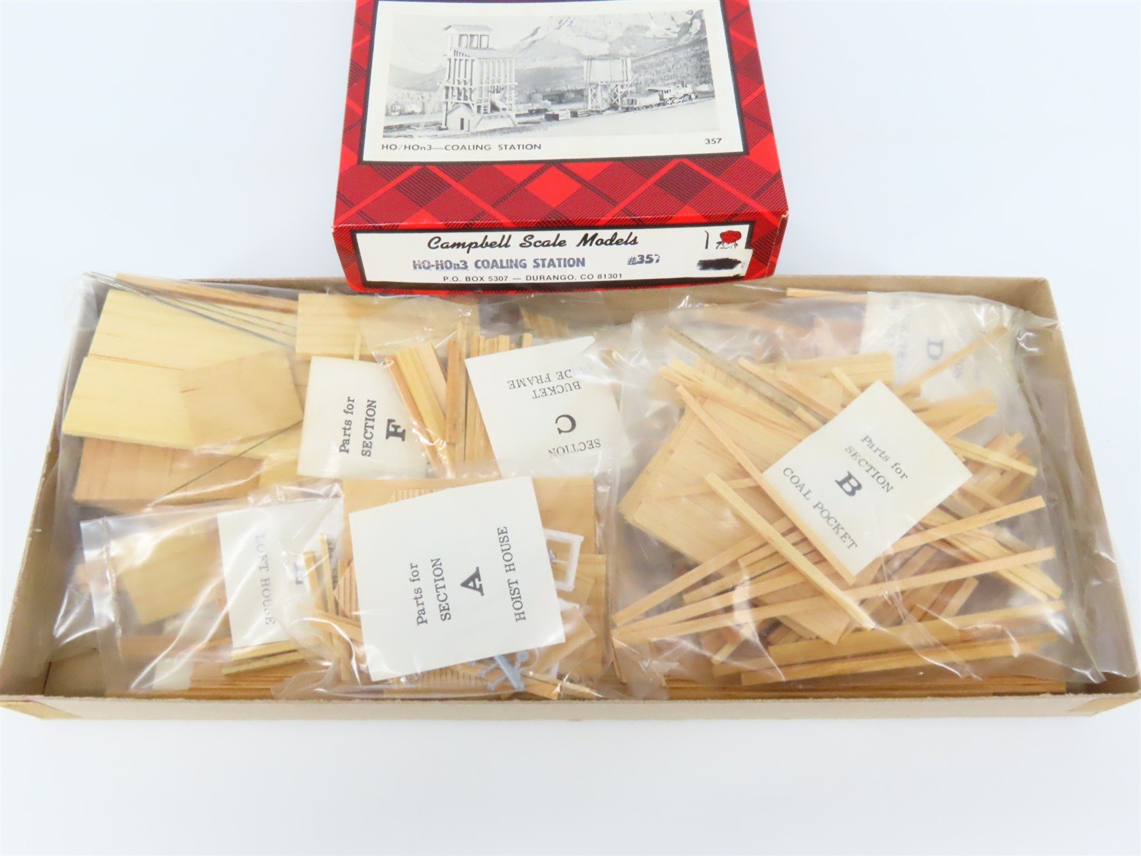 HO/HOn3 Scale Campbell Scale Models Kit 357 Coaling Station