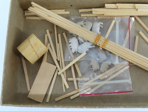 HO 1/87 Scale DMP Dyna-Model Products Kit 400B Holding Pens w/ Farm Animals