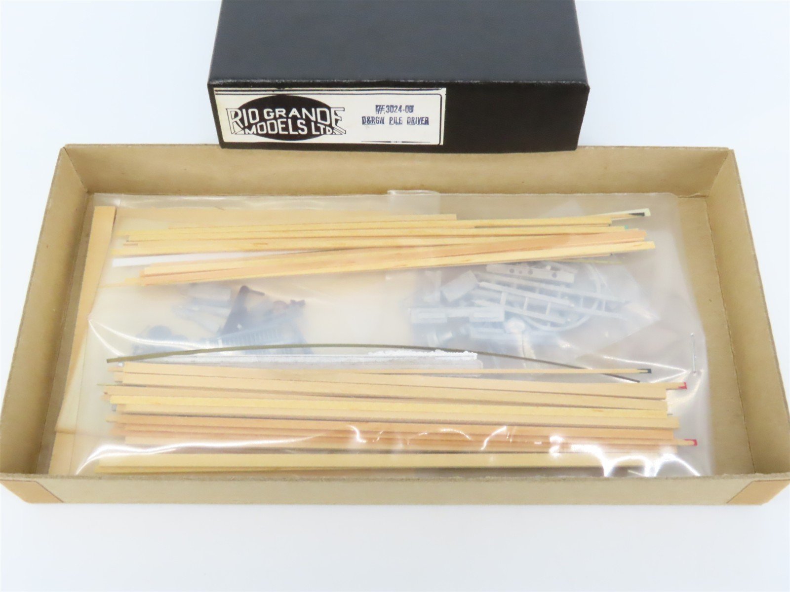 HO 1/87 Scale Rio Grande Models Ltd. Kit 3024-OB D&RGW Rio Grande Pile Driver