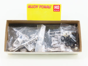 HO Scale Alloy Forms AF-3049 Die-Cast MACK B-61 Universal Tractor & Chassis Kit