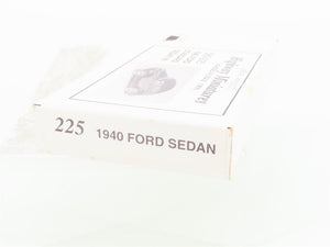 HO Scale Highway Miniatures 360-225 1940 Ford Standard Sedan Kit