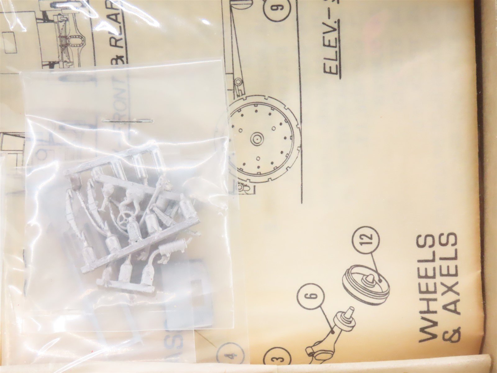HO Scale Scale Structures Ltd 7113 Die-Cast Autocar Stake Body Kit