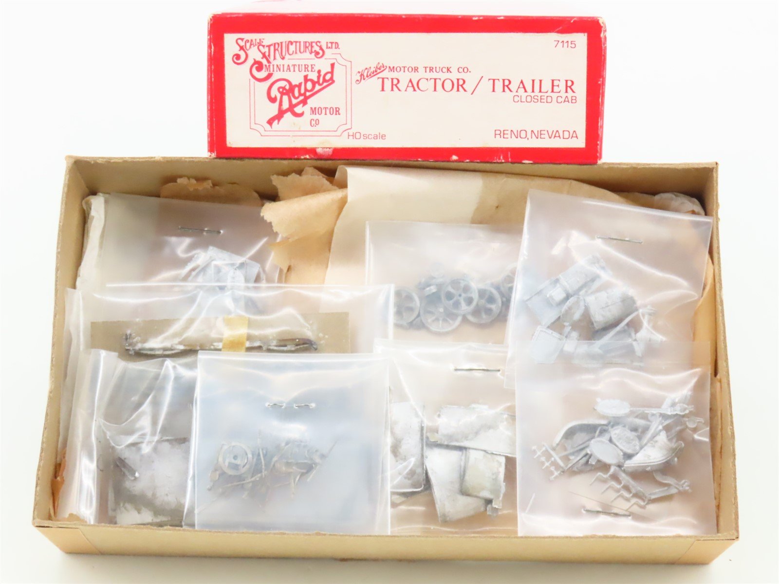 HO Scale Scale Structures Ltd 7115 Die-Cast Kleiber Tractor Trailer Kit