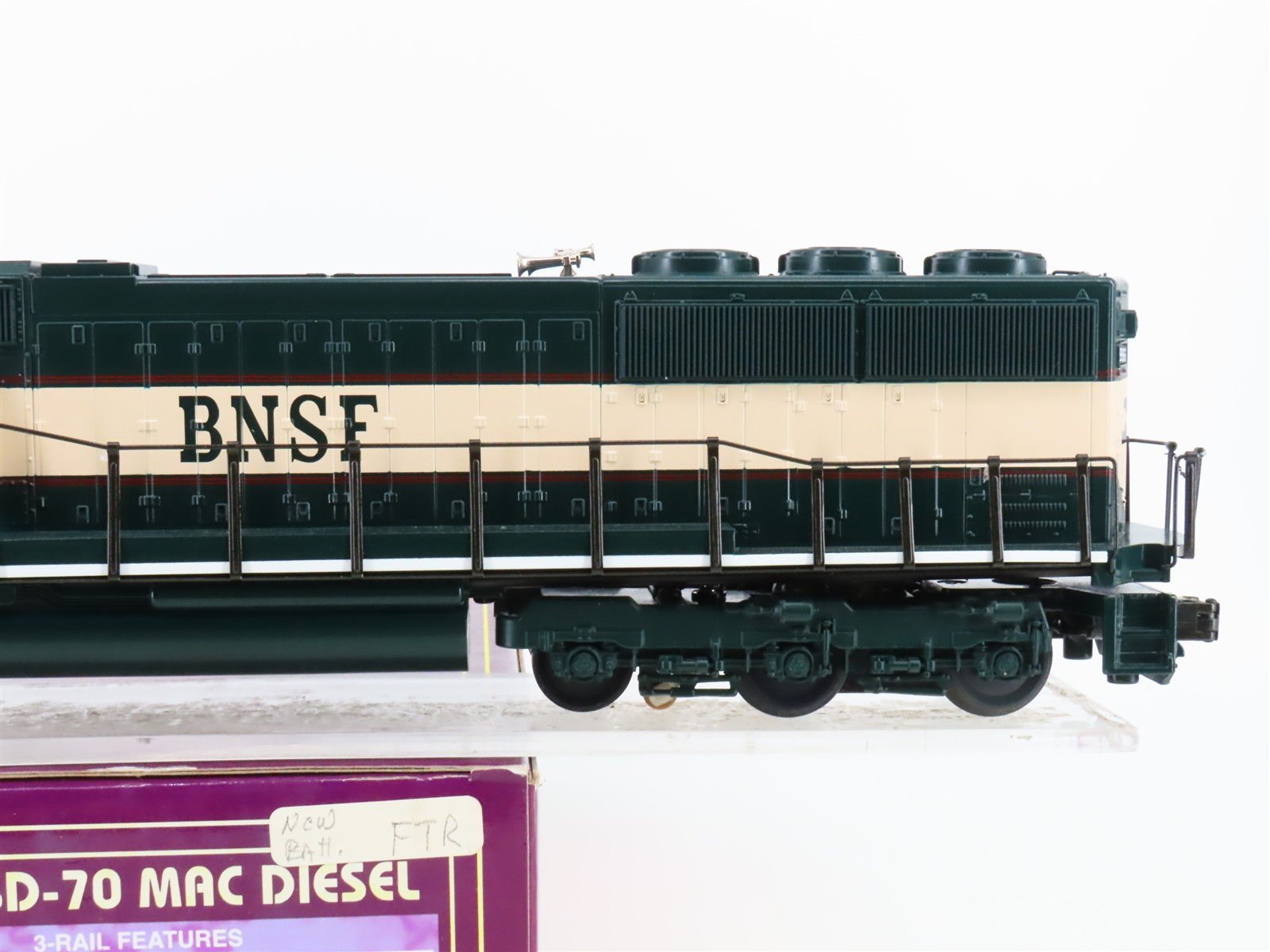 O Gauge 3-Rail MTH 20-2154-1 BNSF Railway SD70MAC Diesel Locomotive #9966 wSound