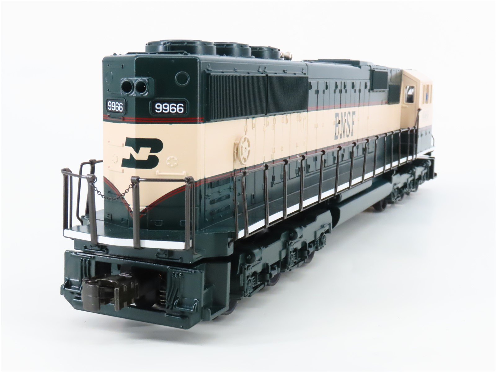 O Gauge 3-Rail MTH 20-2154-1 BNSF Railway SD70MAC Diesel Locomotive #9966 wSound