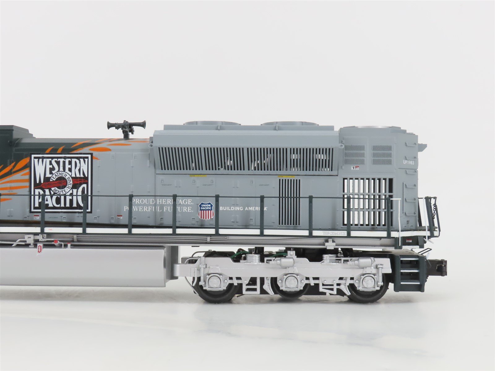 O Gauge 3-Rail MTH 20-2775-1 UP WP Heritage EMD SD70ACe Diesel #1983 w/ Sound