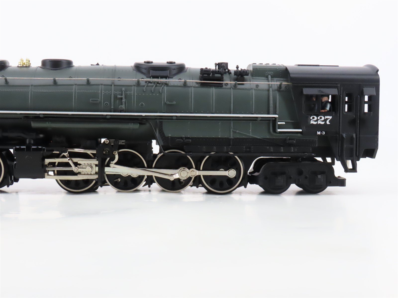 O Gauge 3-Rail MTH 20-3030-1 DM&IR Railway 2-8-8-4 Steam Loco #227 w/Sound