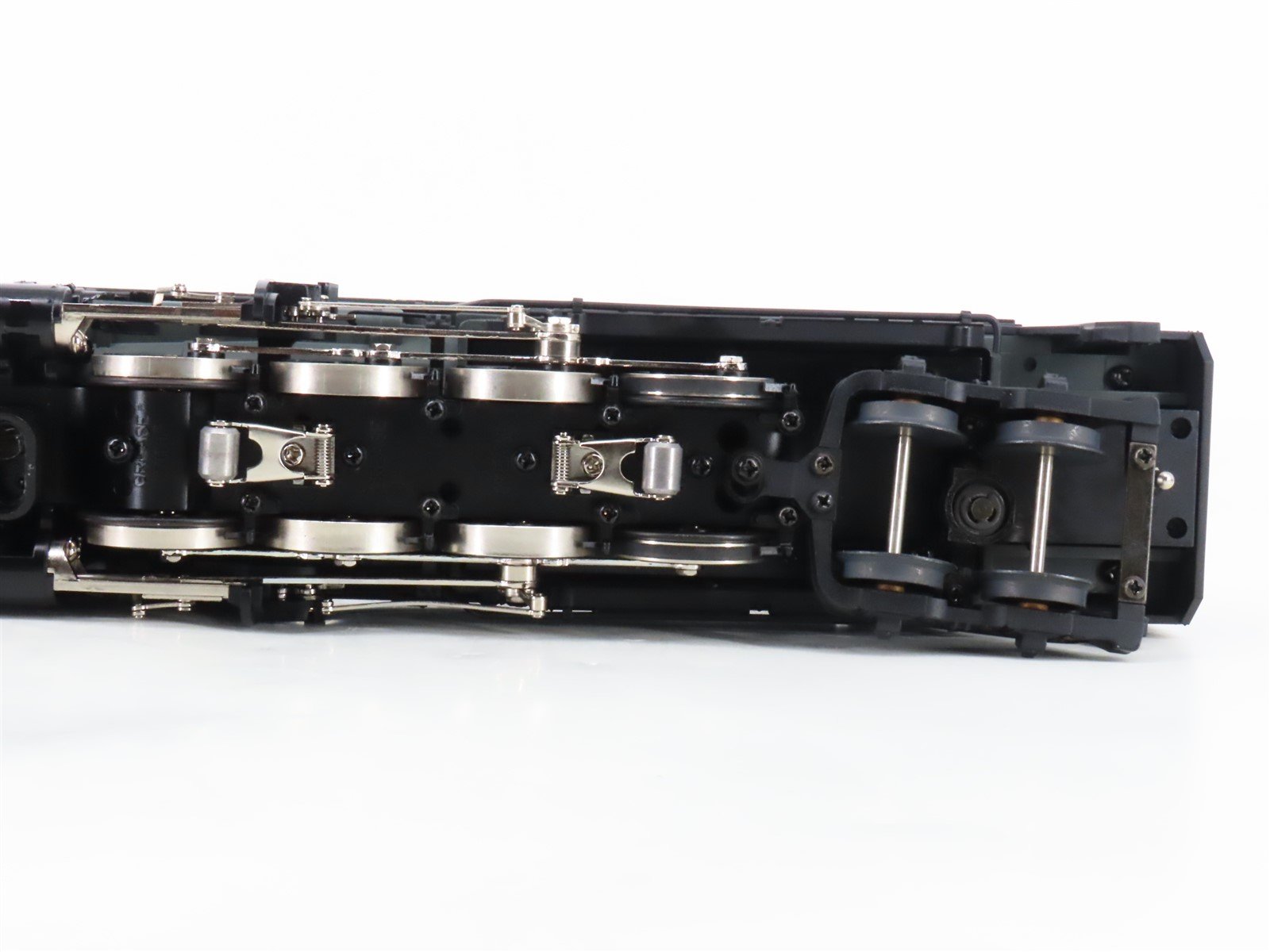 O Gauge 3-Rail MTH 20-3030-1 DM&IR Railway 2-8-8-4 Steam Loco #227 w/Sound