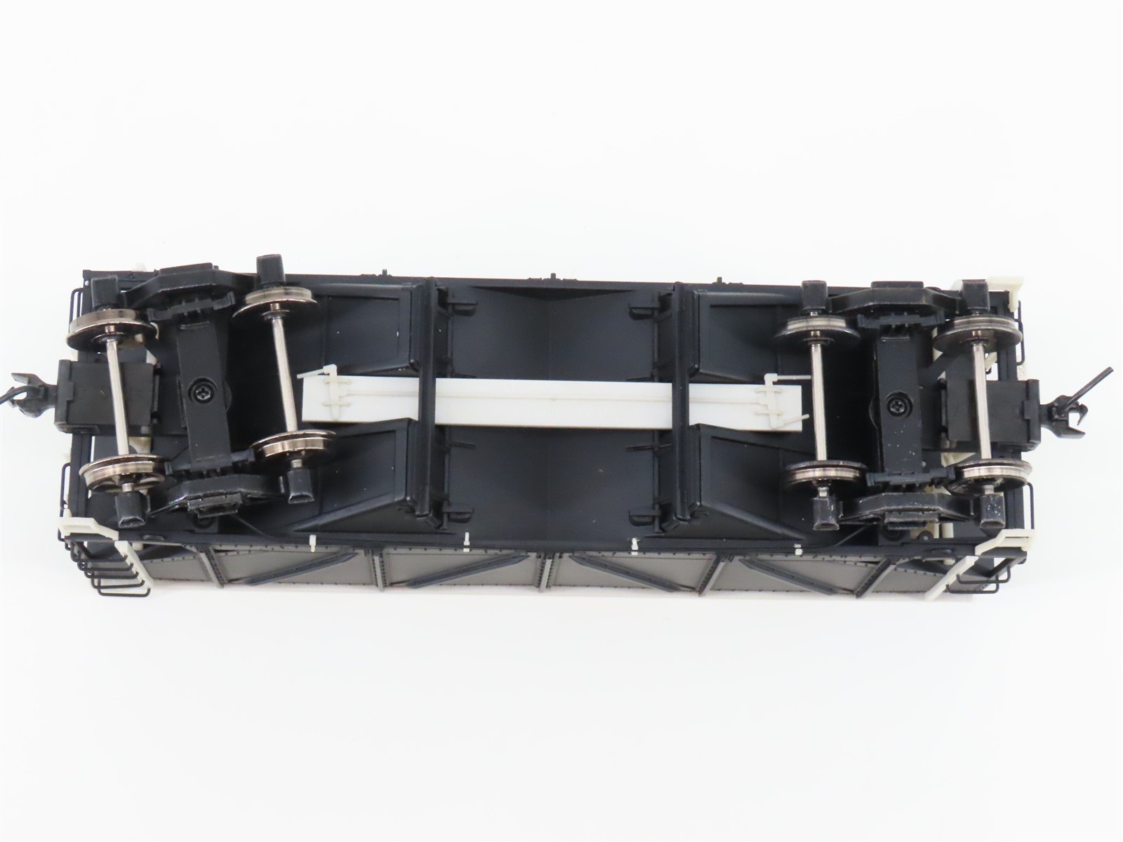 O Scale 2-Rail Atlas Undecorated 2-Bay Open Hopper Car w/Load