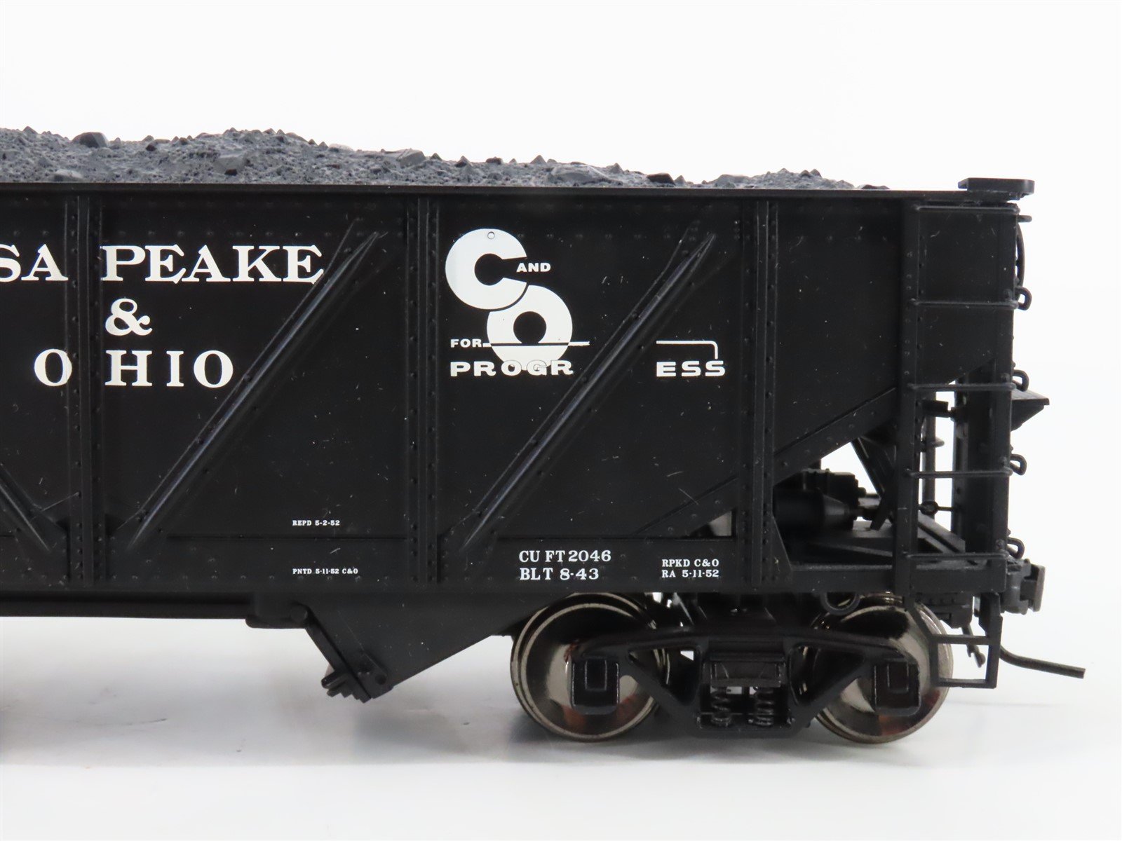 O 2-Rail Atlas C&O Chesapeake & Ohio 2-Bay Open Hopper Car #54801 w/Load