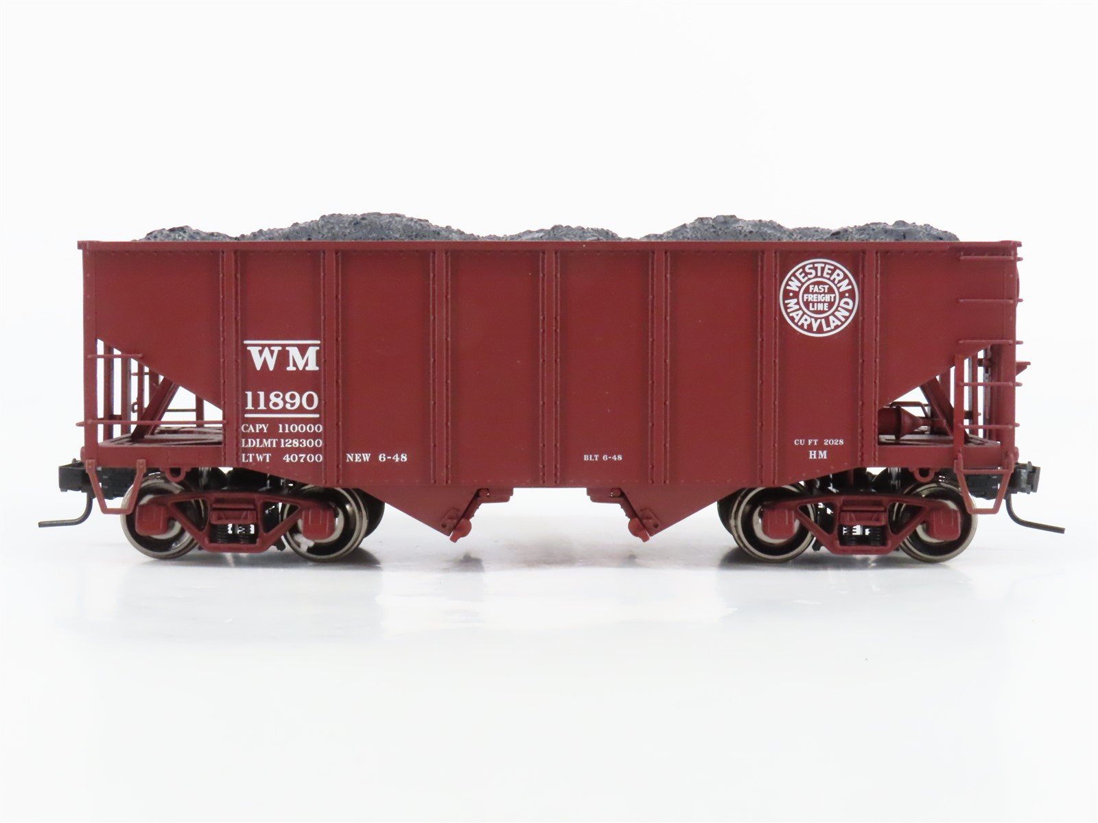 O 2-Rail Atlas WM Western Maryland 2-Bay Open Hopper Car #11890 w/Load