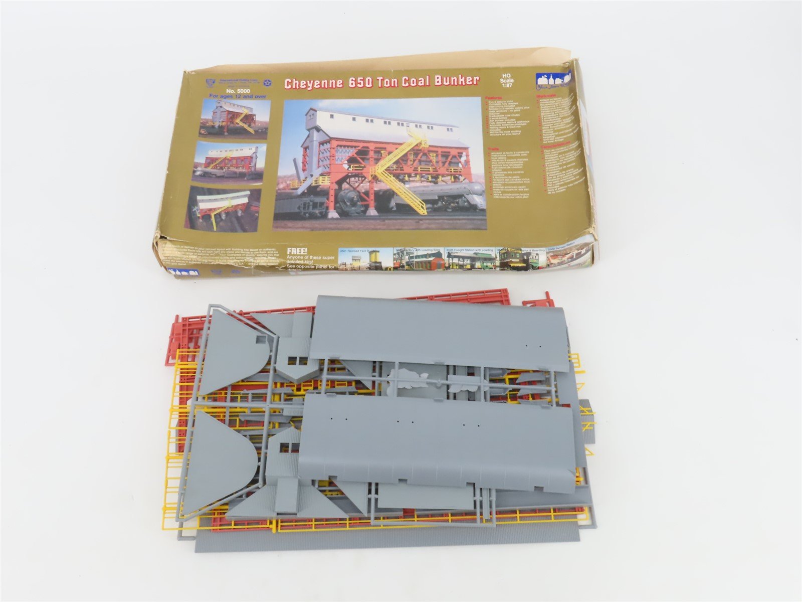 HO Scale IHC 5000 Cheyenne 650 Ton Coal Bunker Building Kit