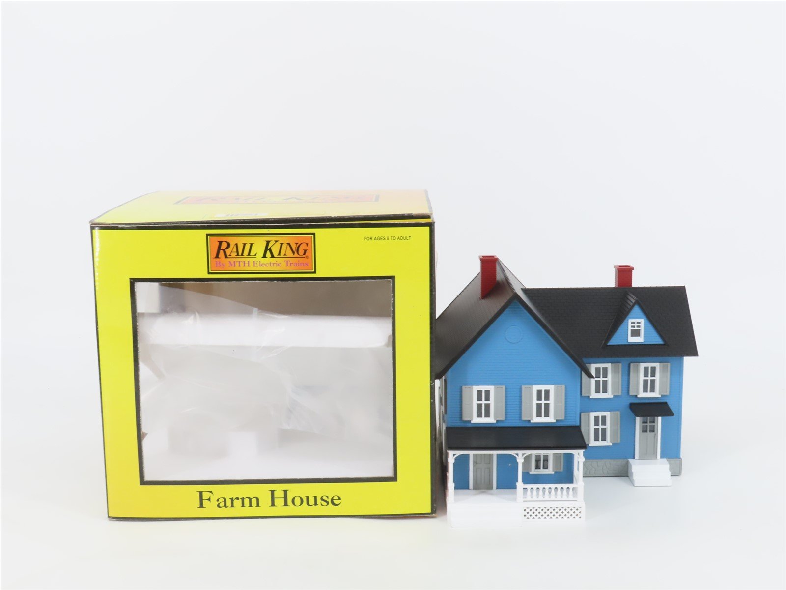 O 1/48 Scale MTH RailKing 30-9046 Farm House - Blue w/ Gray Shutters