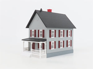 O 1/48 Scale MTH RailKing 30-9024 Row House w/ Porch - Gray w/ Red Shutters
