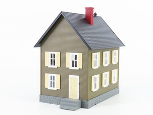 O 1/48 Scale MTH RailKing 30-9044 Row House - Brown w/ Cream Shutters