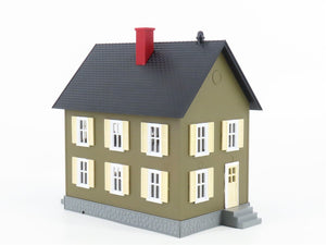 O 1/48 Scale MTH RailKing 30-9044 Row House - Brown w/ Cream Shutters