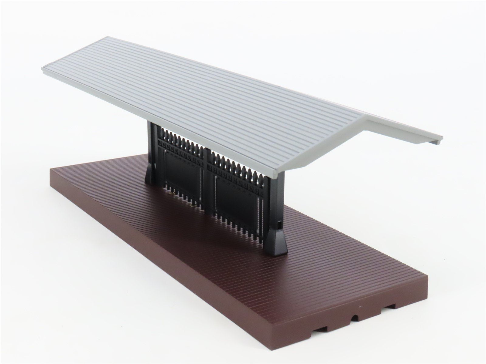 O 1/48 Scale MTH RailKing 30-9006 Passenger Station Platform - Gray & Brown