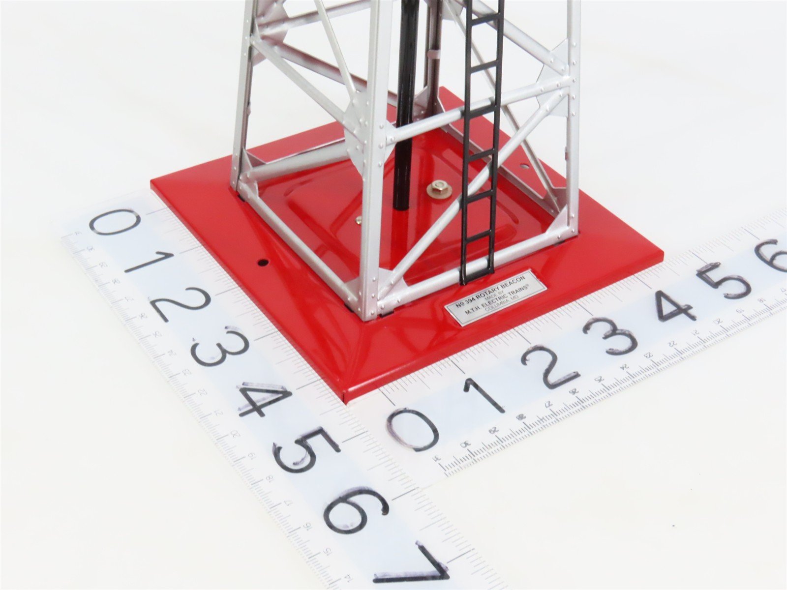 O 1/48 Scale MTH RailKing 30-9033 No. 394 Rotary Beacon Tower