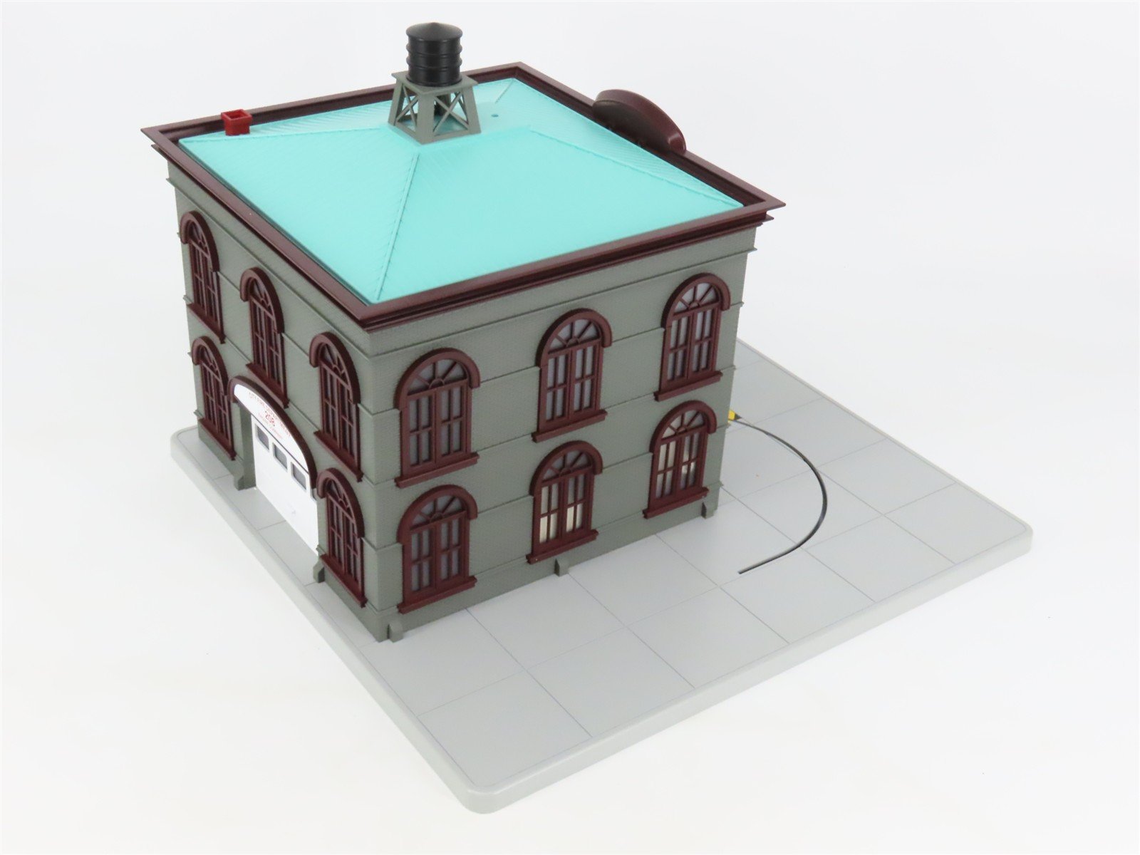 O Scale MTH Rail King 30-9112 Operating Fire House Building