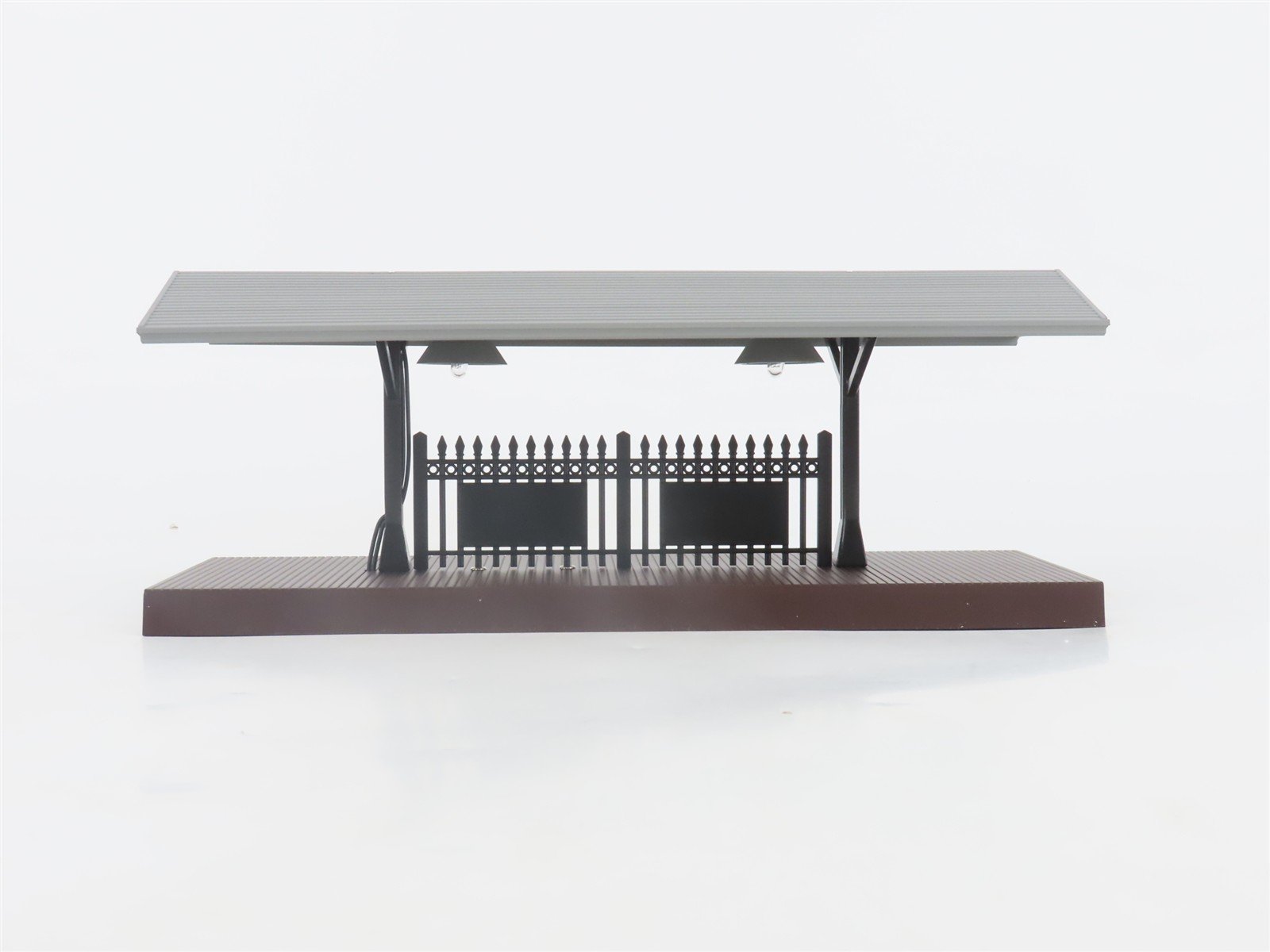 O Gauge MTH Rail King 30-9005 Passenger Station w/ Dual Platforms