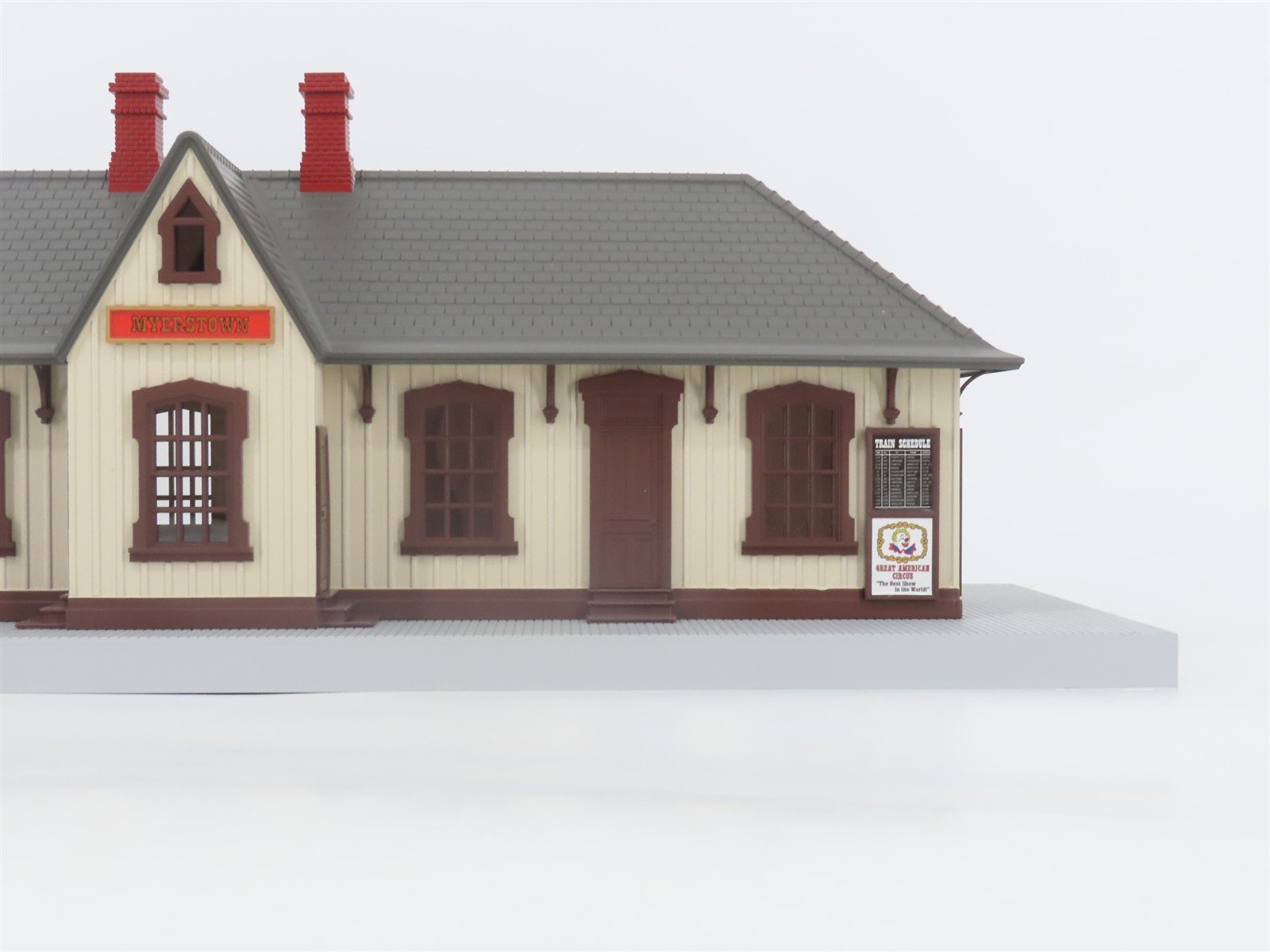 O Scale MTH Rail King 30-9051 Myerstown Passenger Station
