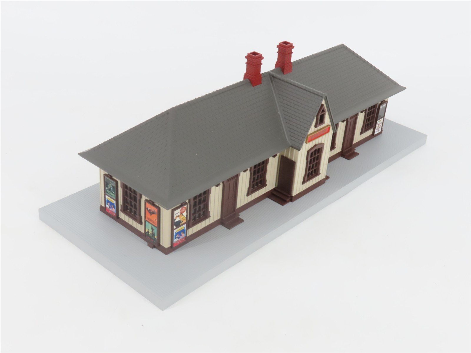 O Scale MTH Rail King 30-9051 Myerstown Passenger Station