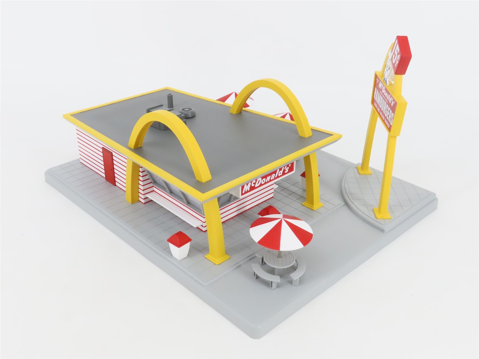 O 1/48 Scale MTH RailKing 30-9034 Original McDonald's Restaurant