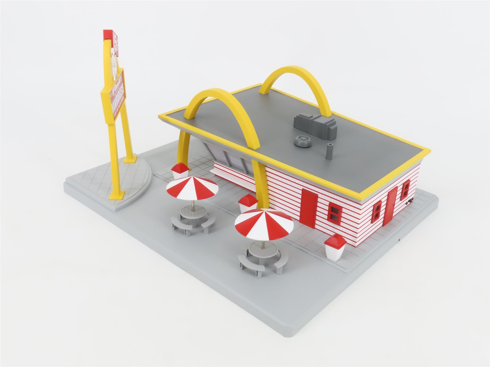 O 1/48 Scale MTH RailKing 30-9034 Original McDonald's Restaurant