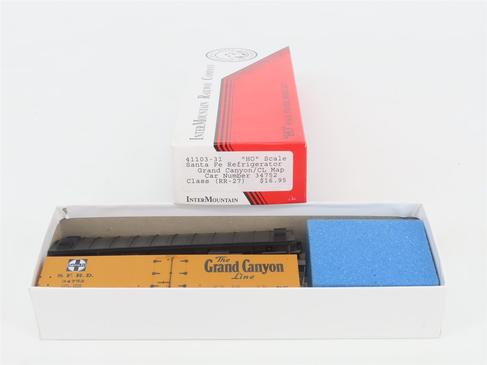 HO Scale InterMountain Kit 41103-31 SFRD Santa Fe "Grand Canyon" Reefer #34752