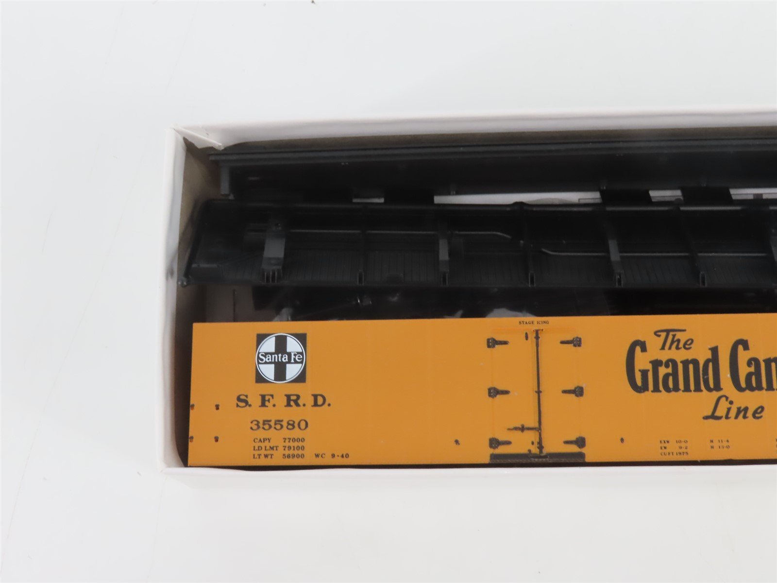 HO Scale InterMountain Kit 41114-11 SFRD Santa Fe 
