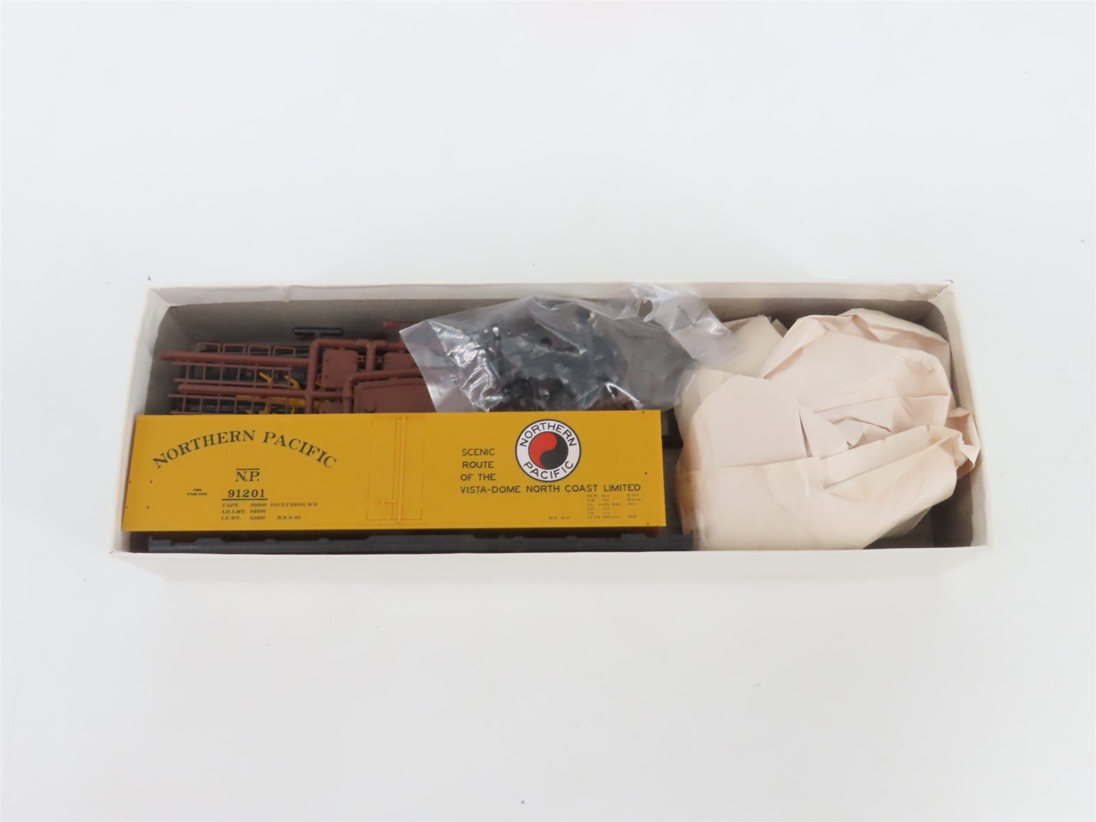 HO Scale InterMountain Kit 40502-09 NP Northern Pacific Ice Bunker Reefer #91201