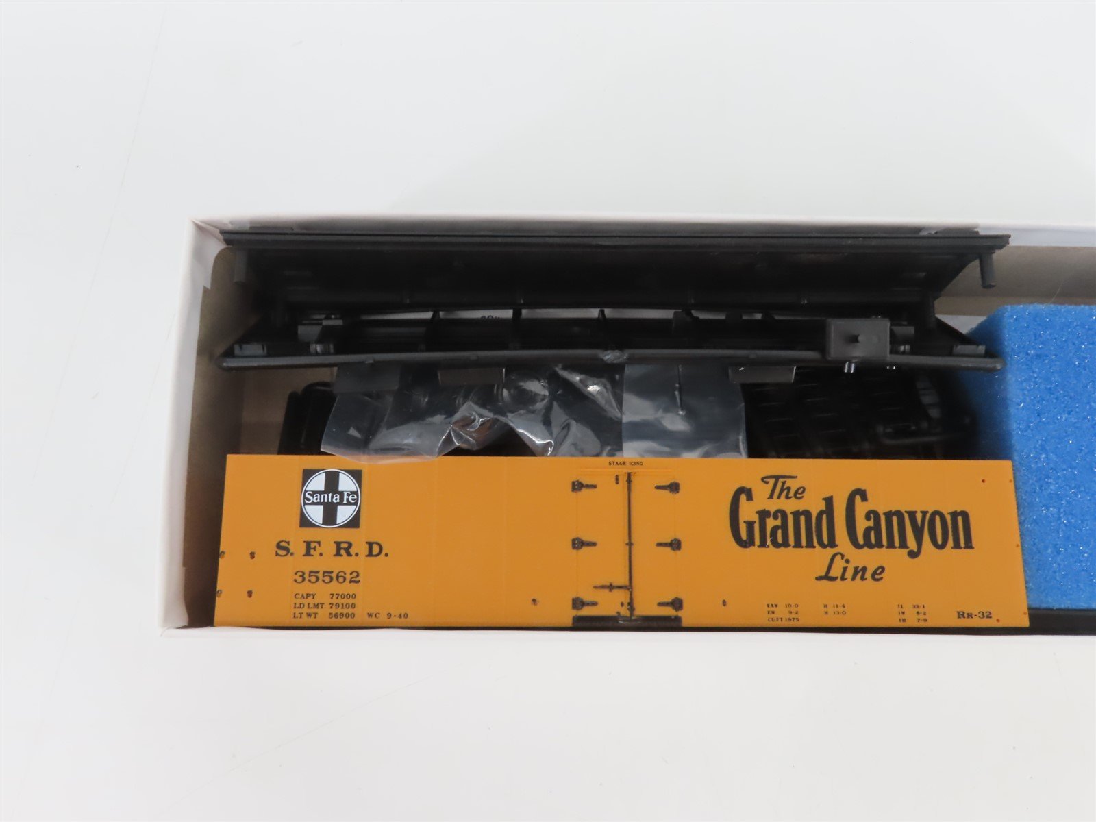 HO Scale InterMountain Kit 41114-08 SFRD Santa Fe 