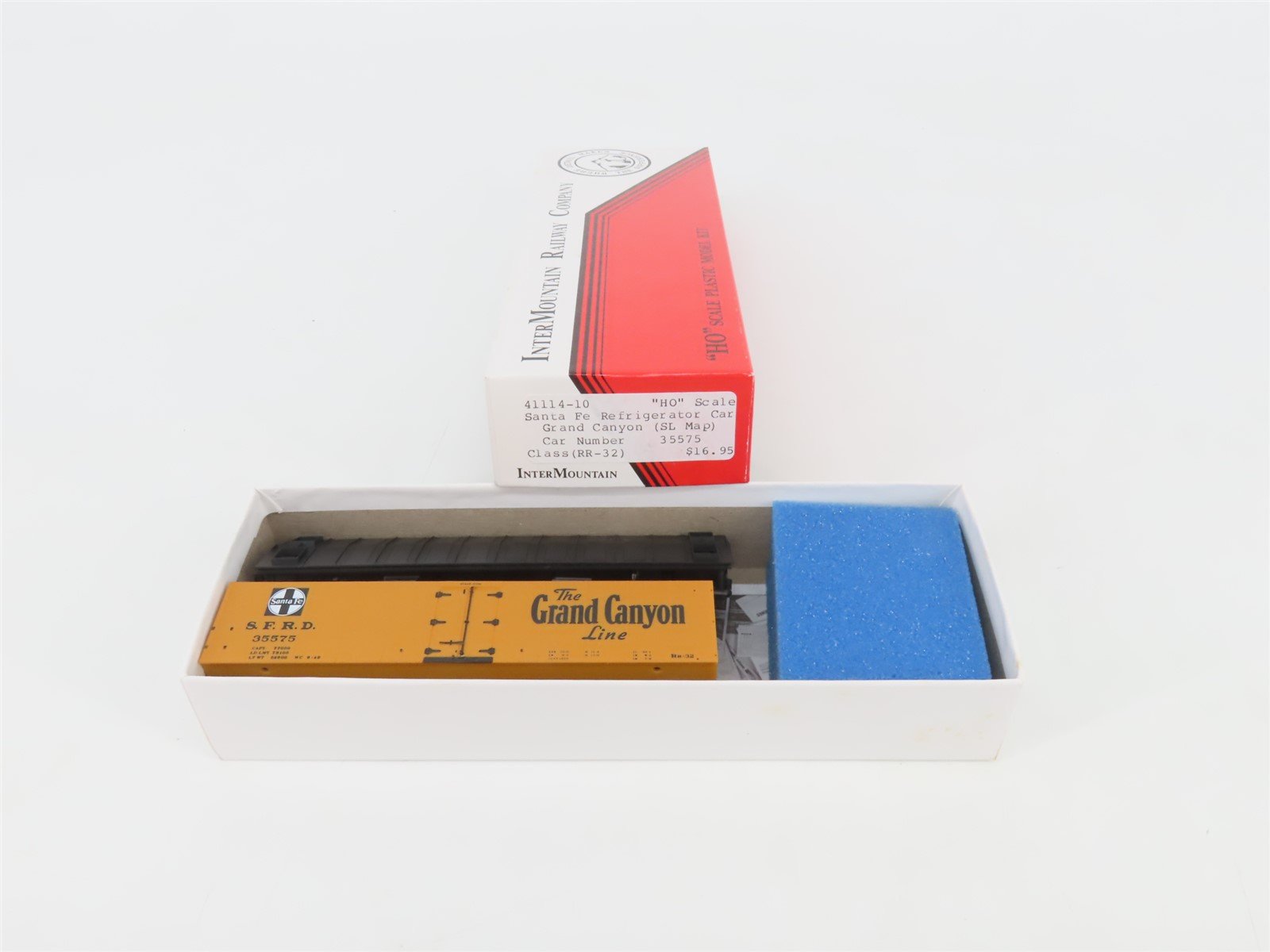 HO Scale InterMountain Kit 41114-10 SFRD Santa Fe "Grand Canyon" Reefer #35575