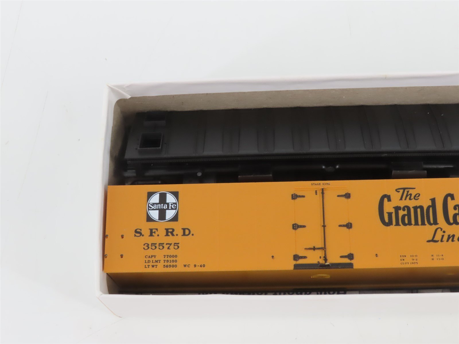 HO Scale InterMountain Kit 41114-10 SFRD Santa Fe 