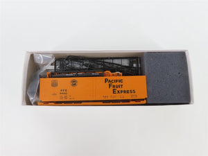 HO InterMountain Kit 41704P-10 UP SP PFE Pacific Fruit Express Reefer #44143