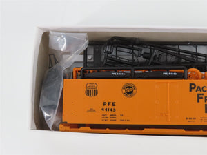 HO InterMountain Kit 41704P-10 UP SP PFE Pacific Fruit Express Reefer #44143