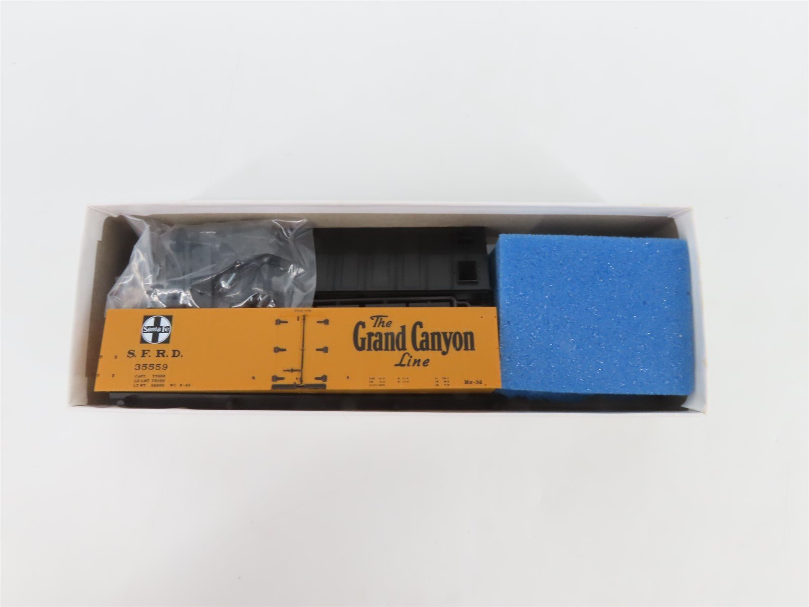 HO Scale InterMountain Kit 41114-07 SFRD Santa Fe 