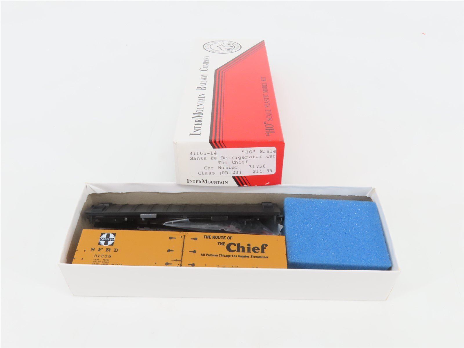 HO Scale InterMountain Kit 41105-14 SFRD Santa Fe "The Chief" Reefer #31758