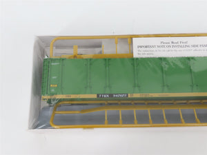 HO Scale Walthers Kit 932-4810 TTGX TTX BN 89' Enclosed Auto Carrier #942623