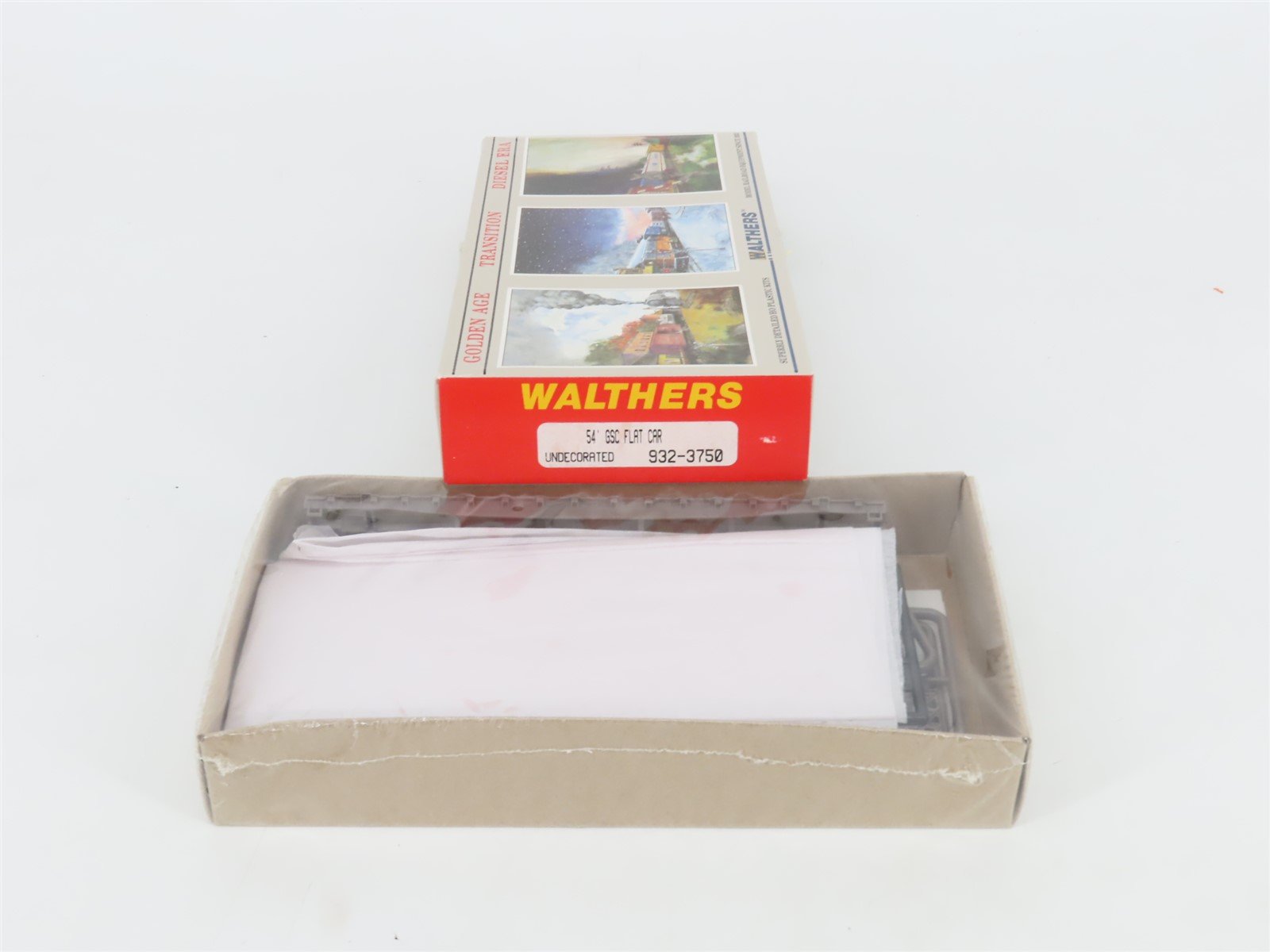 HO Scale Walthers Kit 932-3750 Undecorated 54' GSC Flat Car
