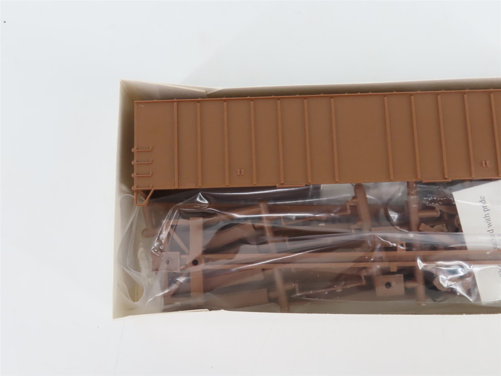 HO Scale Walthers Kit 932-3650 Undecorated 50' Airslide Hopper