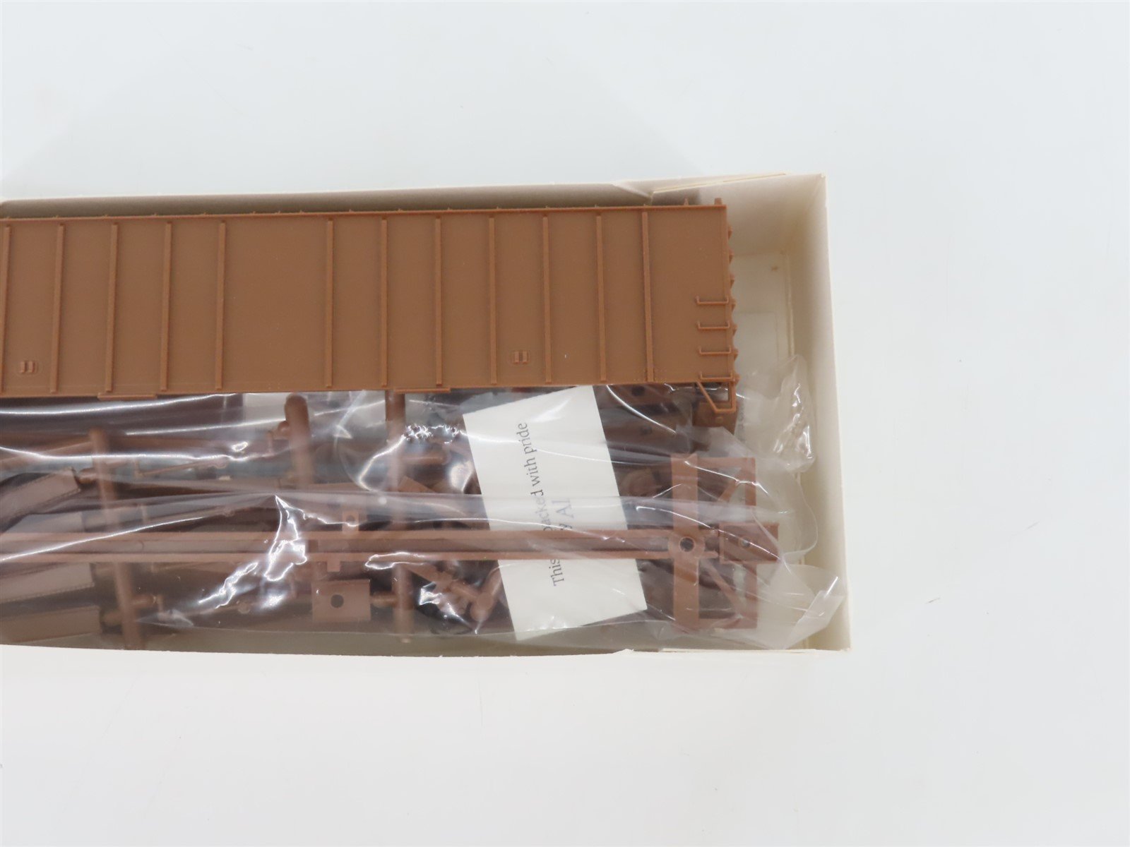 HO Scale Walthers Kit 932-3650 Undecorated 50' Airslide Hopper