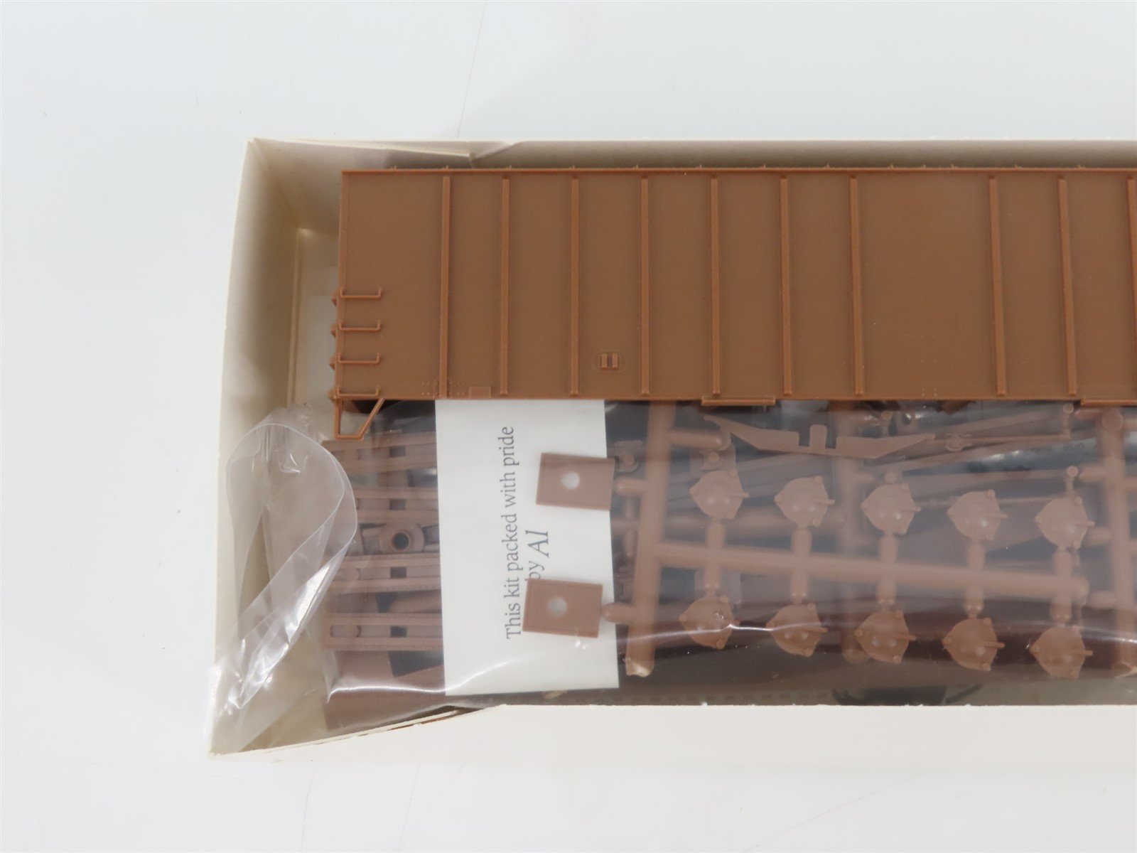HO Scale Walthers Kit 932-3650 Undecorated 50' Airslide Hopper
