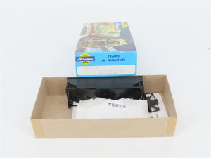 HO Scale Athearn Kit 5447 Undecorated 34' Rib Side 2-Bay Open Hopper