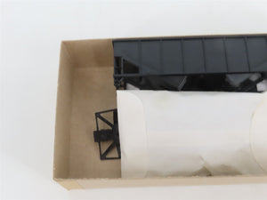 HO Scale Athearn Kit 5447 Undecorated 34' 2-Bay Rib Side Open Hopper